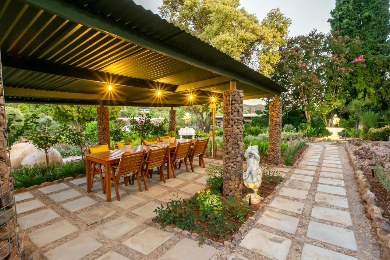 Die Fonteine Country Guesthouse And Glamping Oudtshoorn Dış mekan fotoğraf