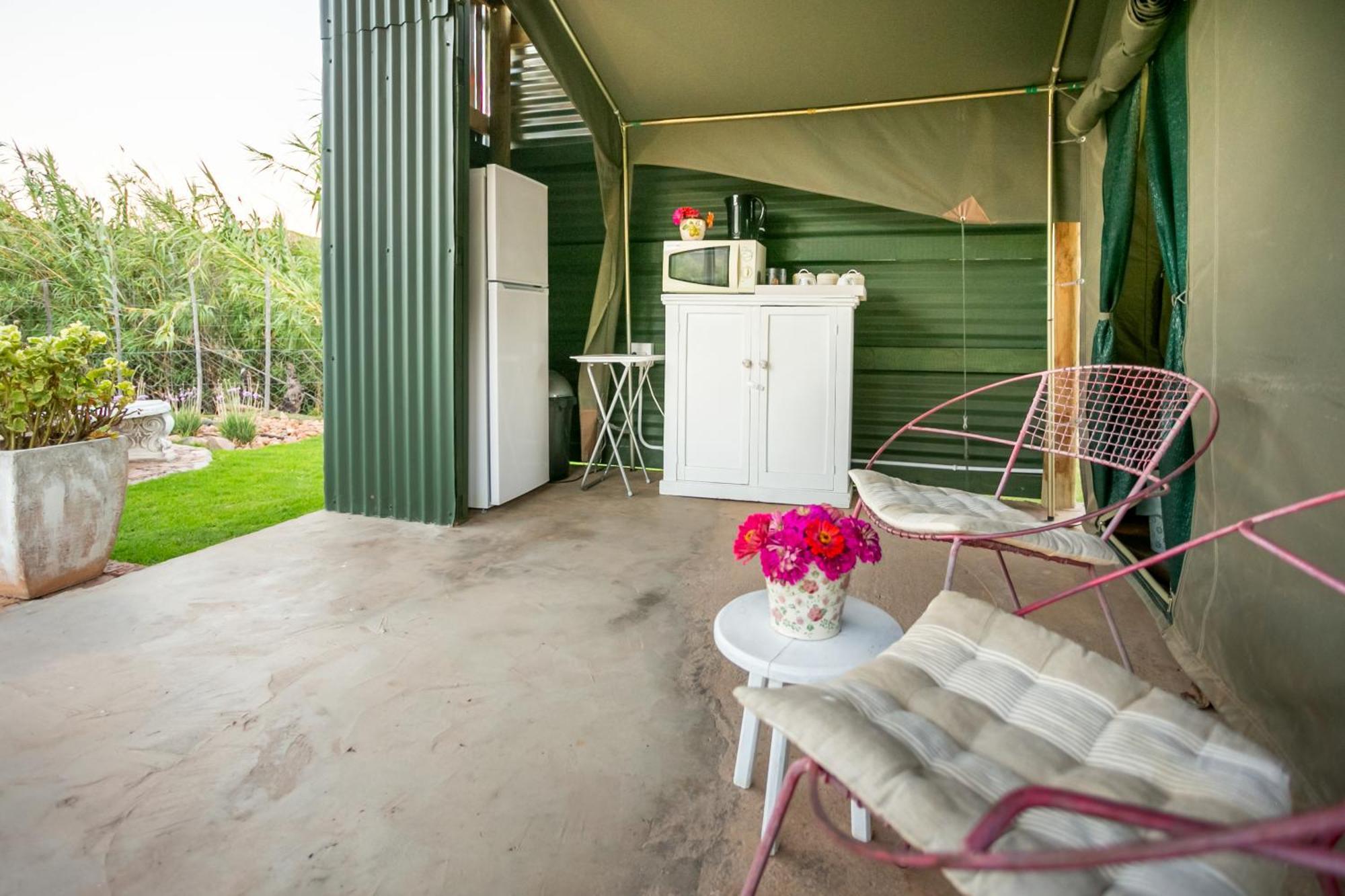 Die Fonteine Country Guesthouse And Glamping Oudtshoorn Dış mekan fotoğraf