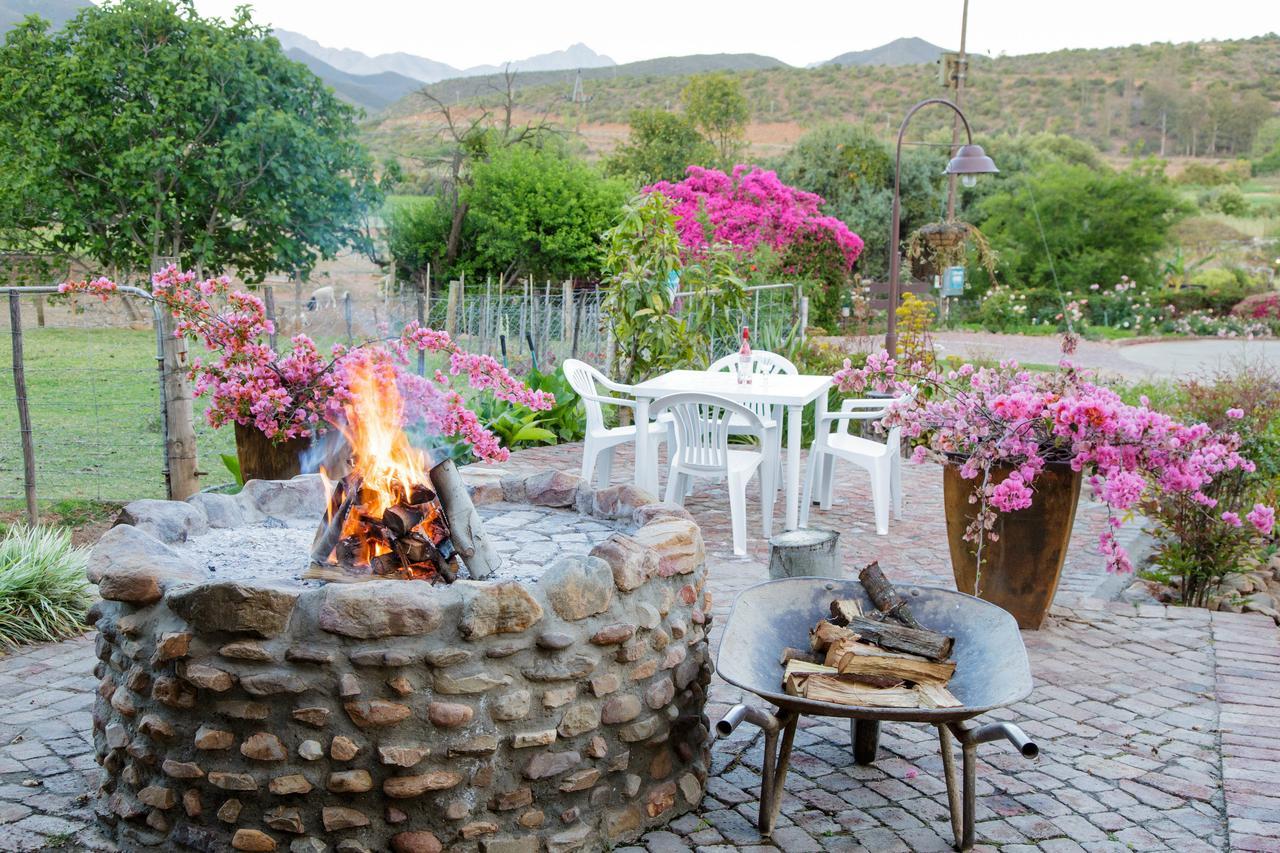 Die Fonteine Country Guesthouse And Glamping Oudtshoorn Dış mekan fotoğraf